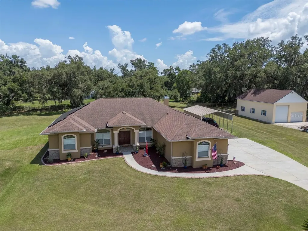 3823 Ancient Oak Trail Plant City FL 33565