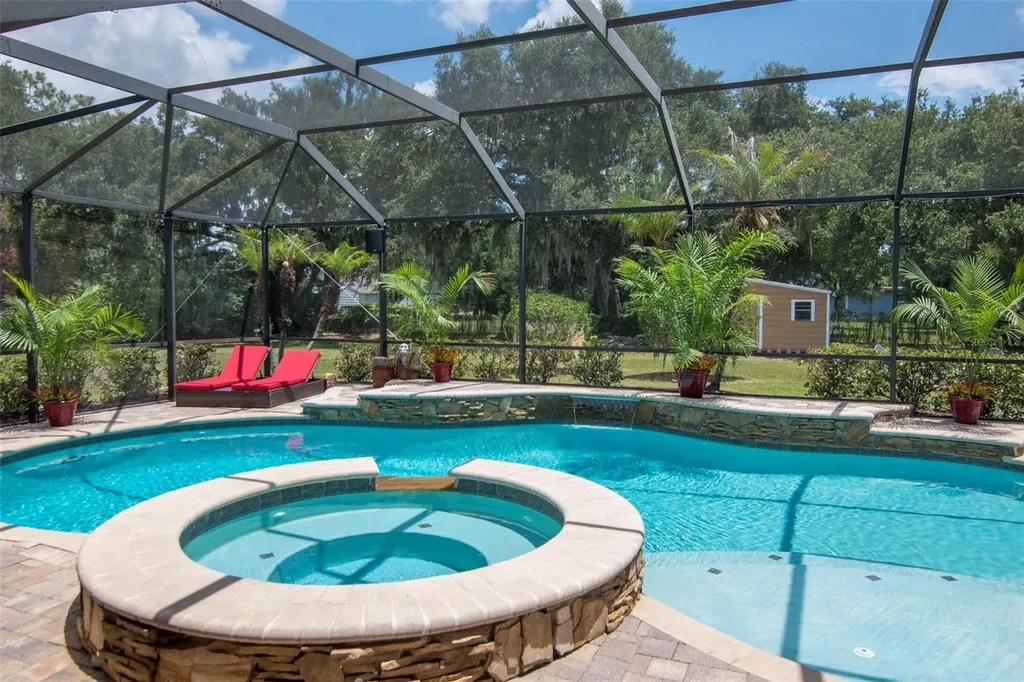 3823 Ancient Oak Trail Plant City FL 33565