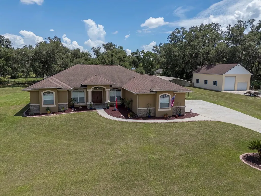 3823 Ancient Oak Trail Plant City FL 33565