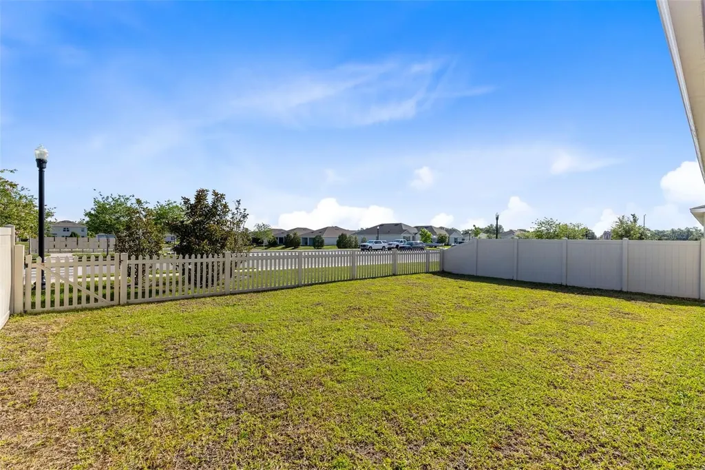 5725 Sunbonnet Way St Cloud FL 34771