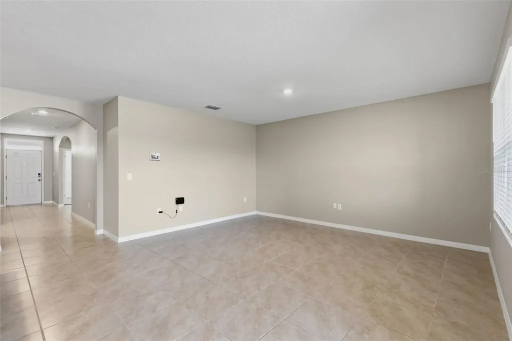 5725 Sunbonnet Way St Cloud FL 34771