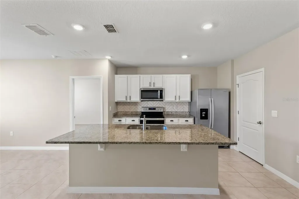 5725 Sunbonnet Way St Cloud FL 34771