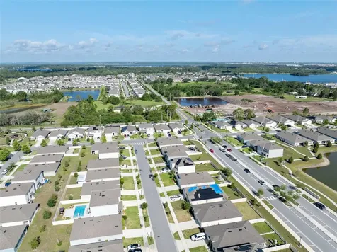 5725 Sunbonnet Way St Cloud FL 34771