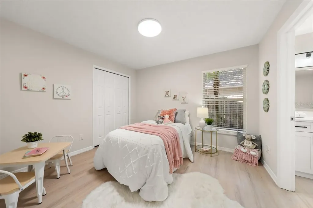 5423 Windbrush Drive Tampa FL 33625