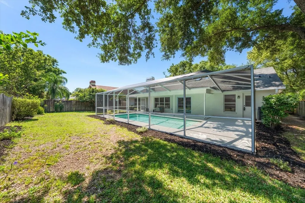 5423 Windbrush Drive Tampa FL 33625