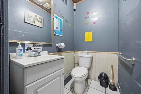 404 Eaker Street Auburndale FL 33823
