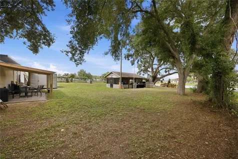 404 Eaker Street Auburndale FL 33823