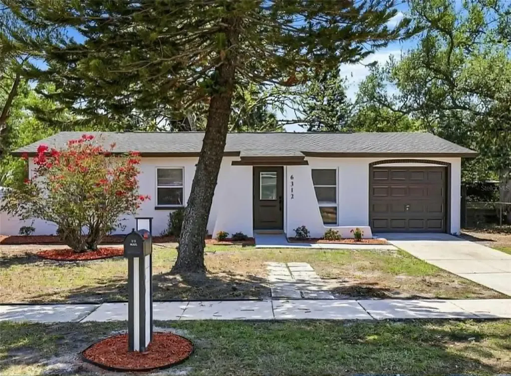 6312 S Lansdale Circle Tampa FL 33616