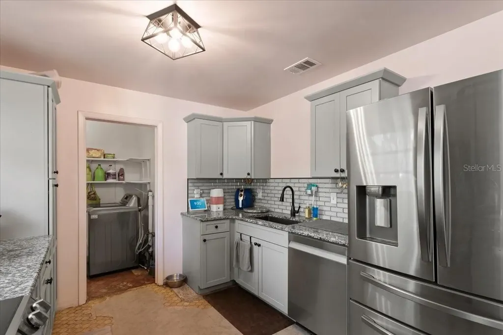1636 NW 34th Place Gainesville FL 32605