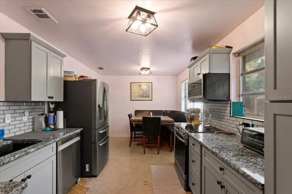 1636 NW 34th Place Gainesville FL 32605