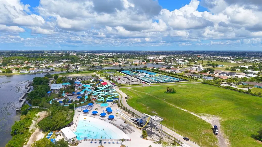 304 SW 3rd Place Cape Coral FL 33991