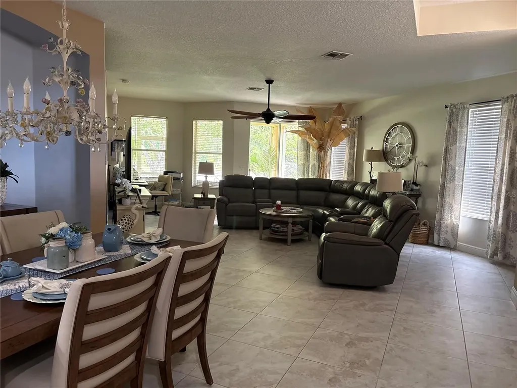 30335 Lettingwell Circle Wesley Chapel FL 33543