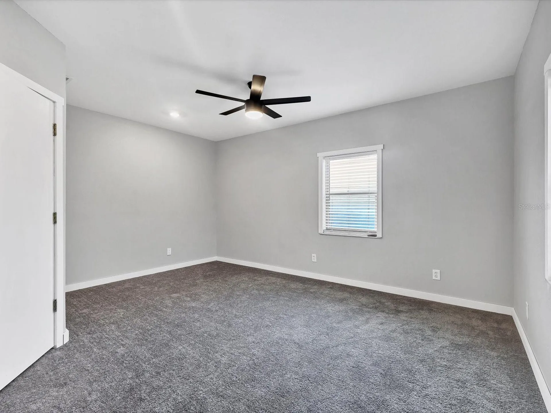 4212 3rd Avenue NE Bradenton FL 34208