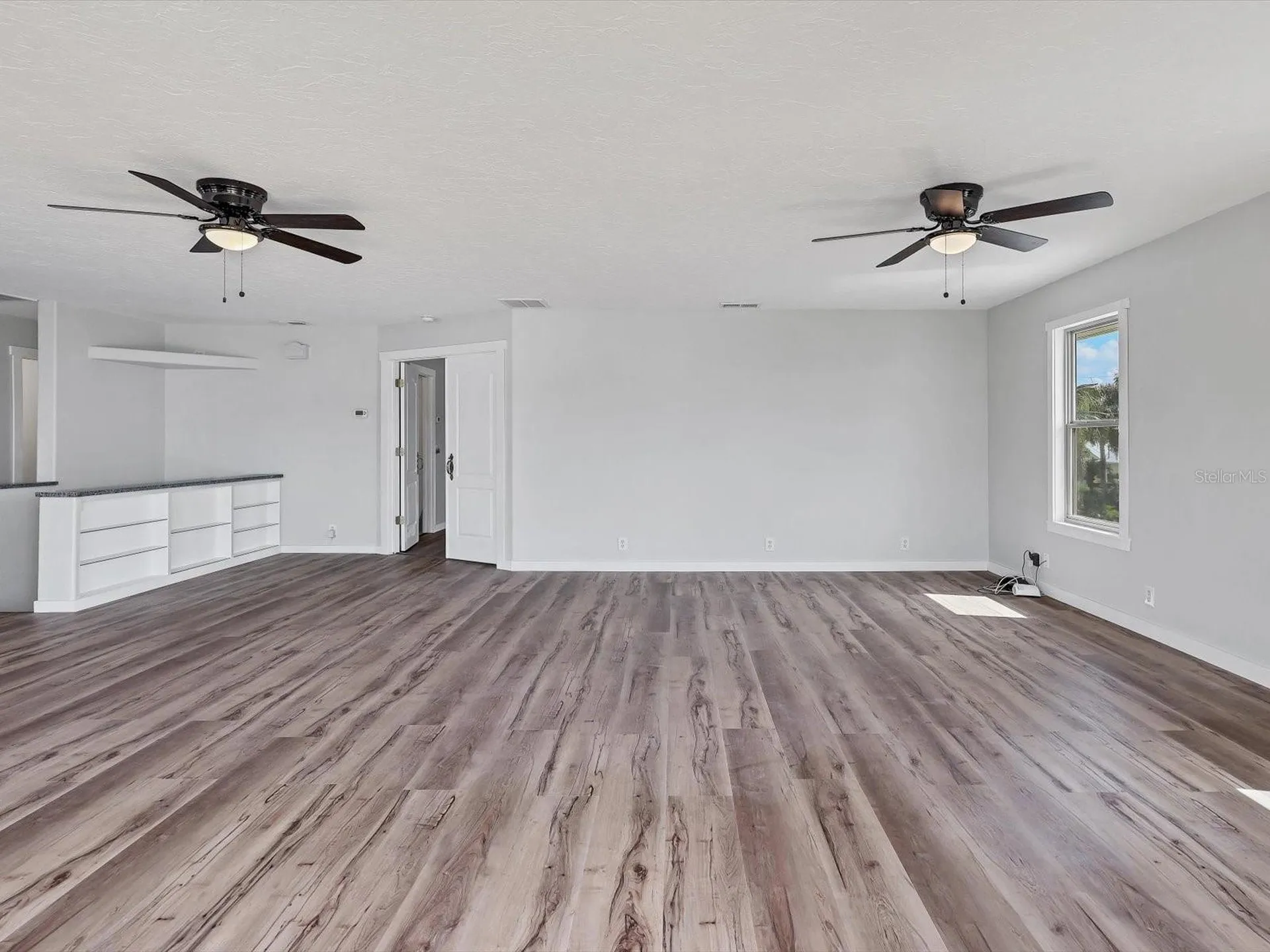 4212 3rd Avenue NE Bradenton FL 34208