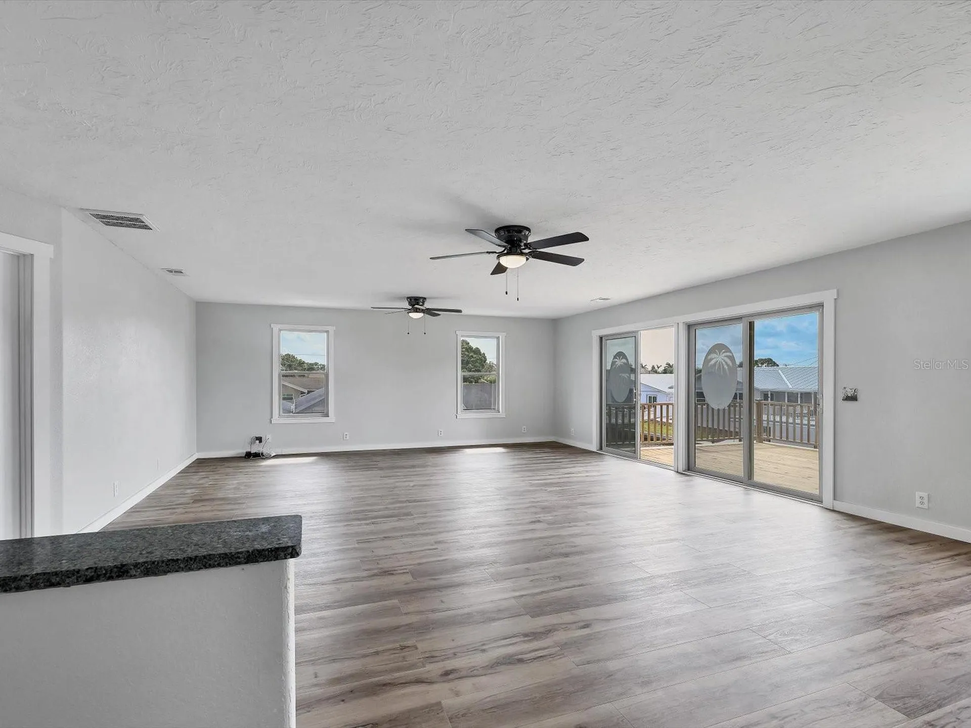 4212 3rd Avenue NE Bradenton FL 34208