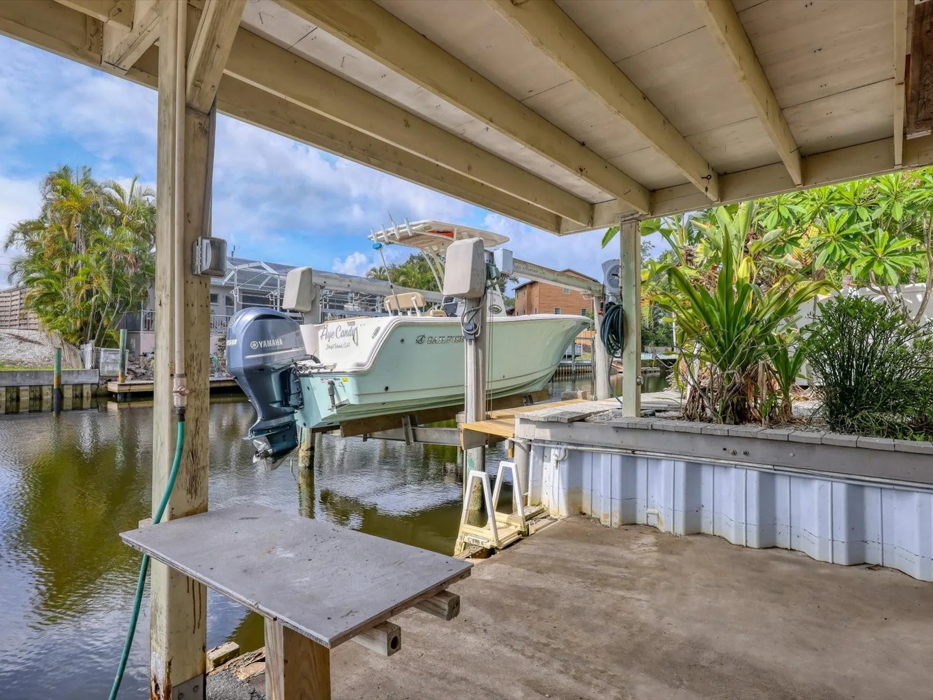 4212 3rd Avenue NE Bradenton FL 34208