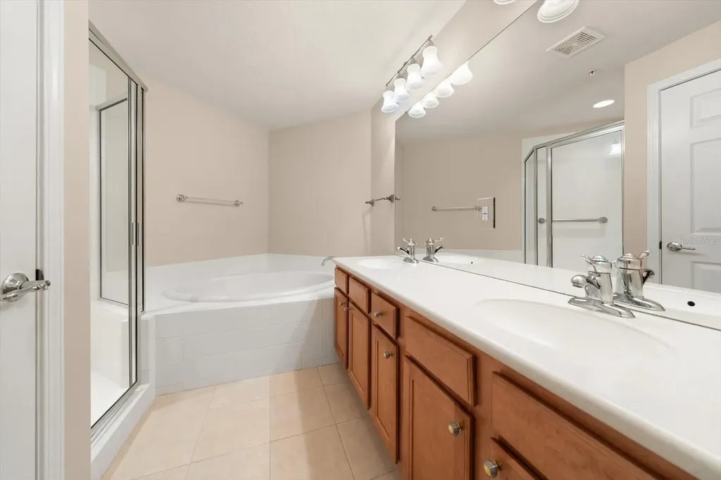 853 Lantern Way Clearwater FL 33765