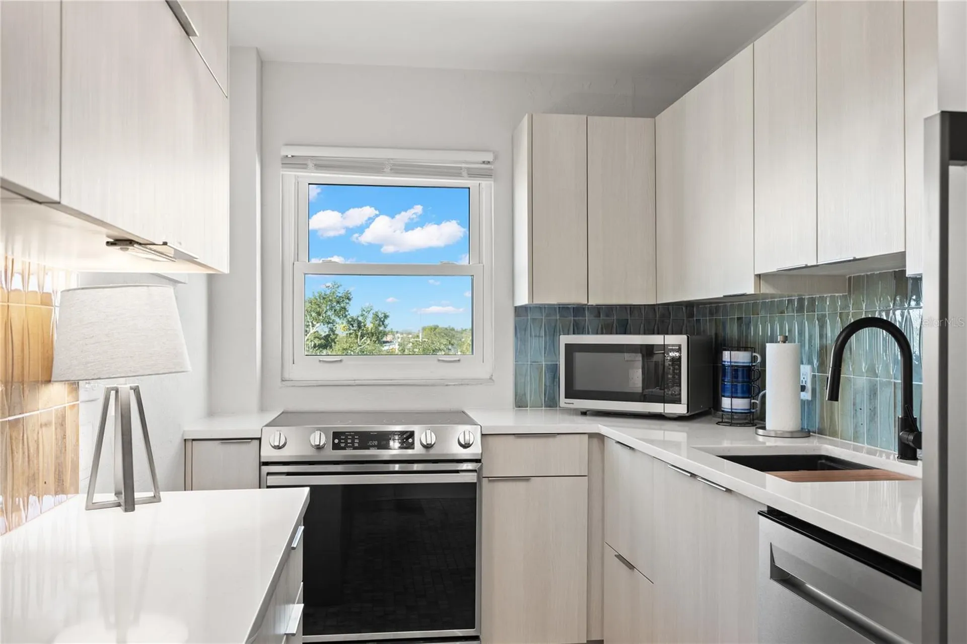 841 4th Avenue N St Petersburg FL 33701