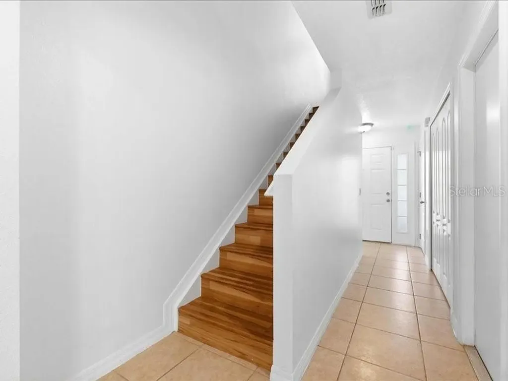 3740 Woodbury Hill Loop Lakeland FL 33810