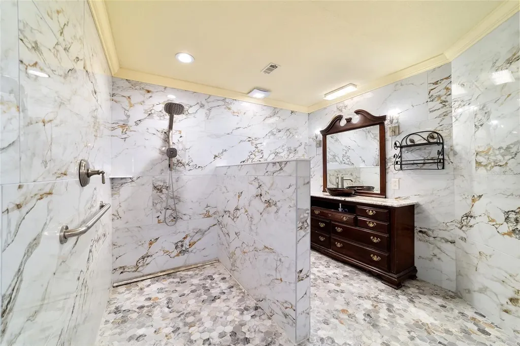 5330 Kings Court Fruitland Park FL 34731