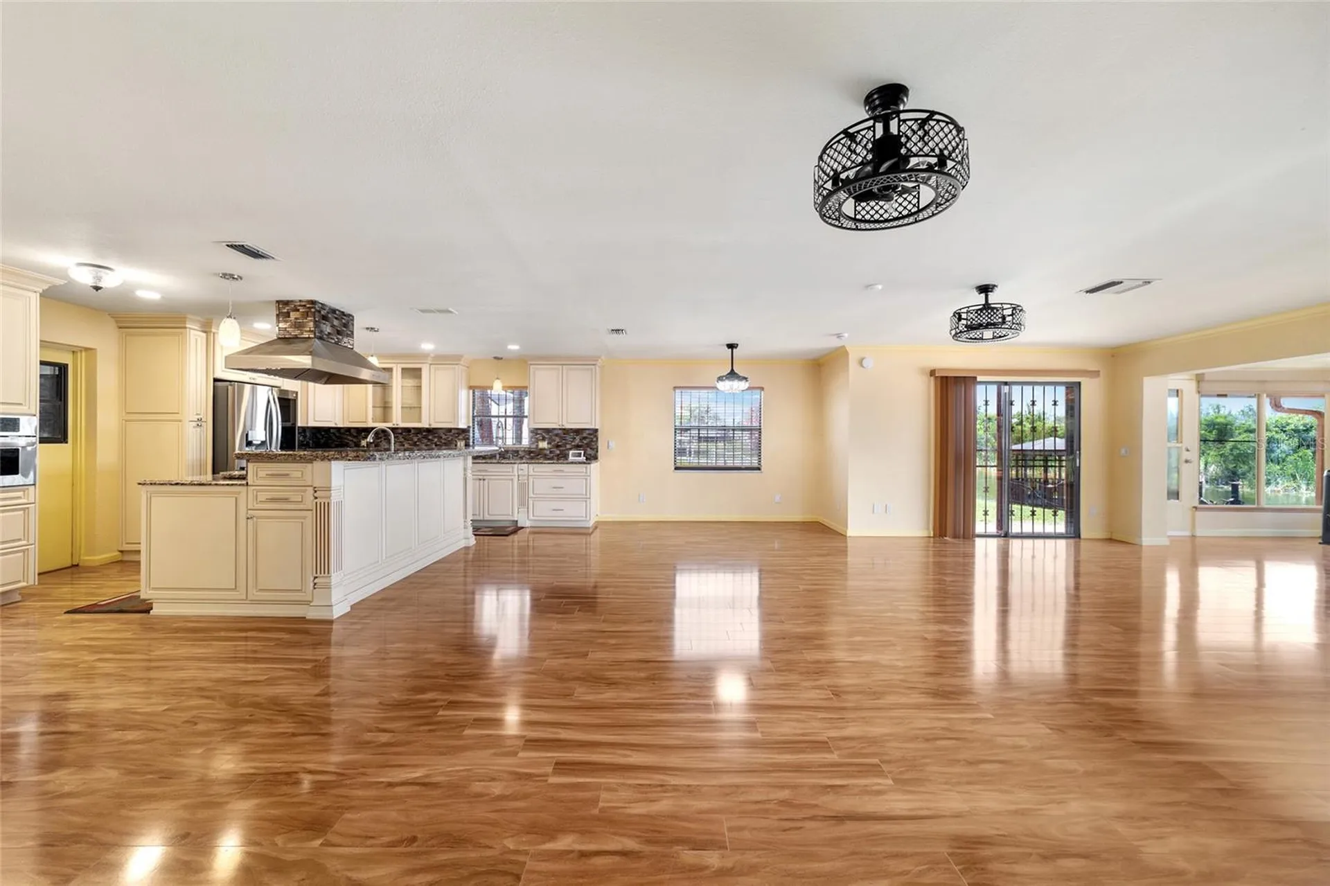 5330 Kings Court Fruitland Park FL 34731