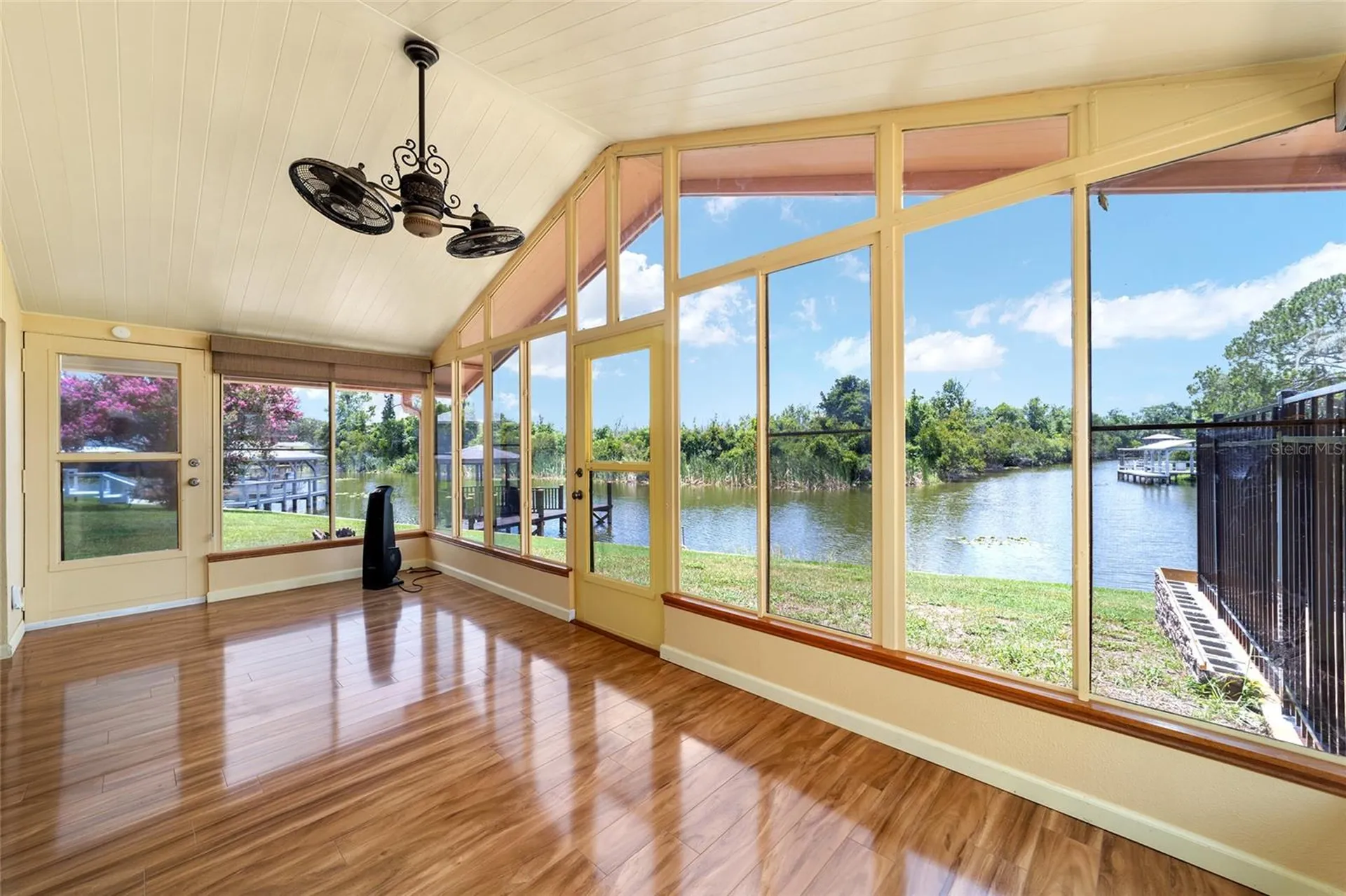 5330 Kings Court Fruitland Park FL 34731