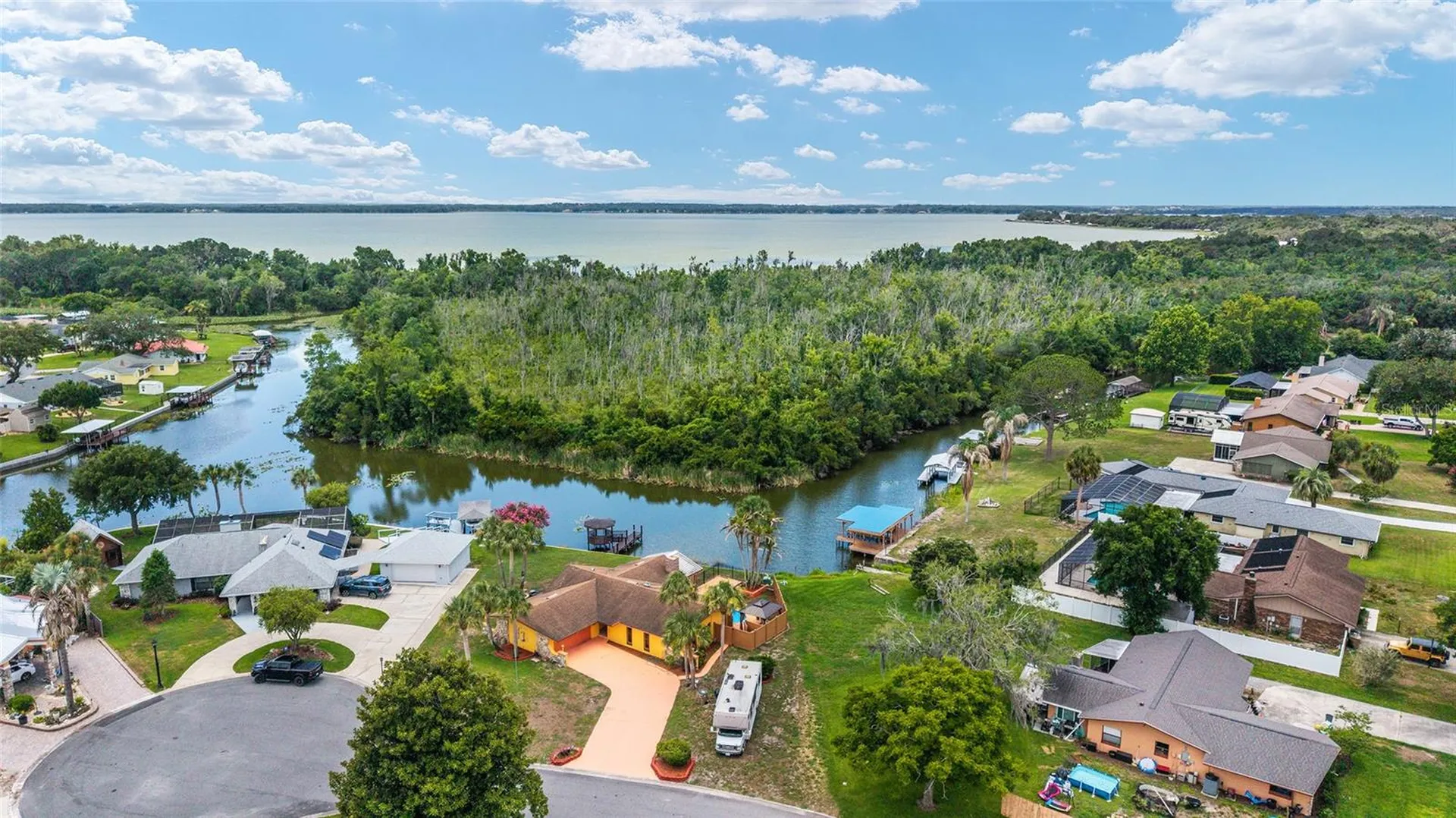 5330 Kings Court Fruitland Park FL 34731