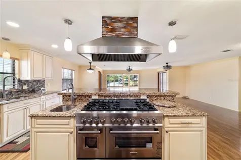5330 Kings Court Fruitland Park FL 34731
