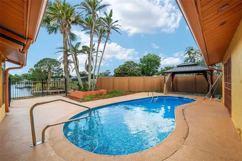 5330 Kings Court Fruitland Park FL 34731