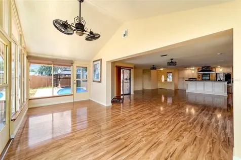 5330 Kings Court Fruitland Park FL 34731