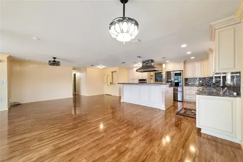 5330 Kings Court Fruitland Park FL 34731