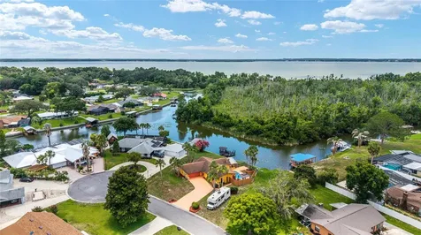 5330 Kings Court Fruitland Park FL 34731
