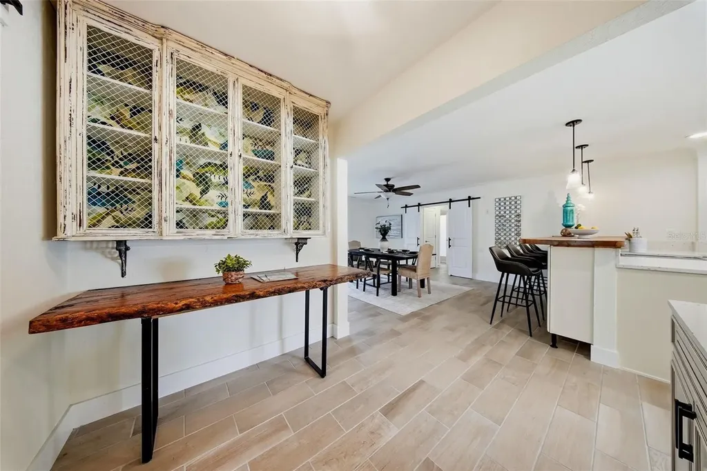 7039 Hibiscus Avenue S South Pasadena FL 33707