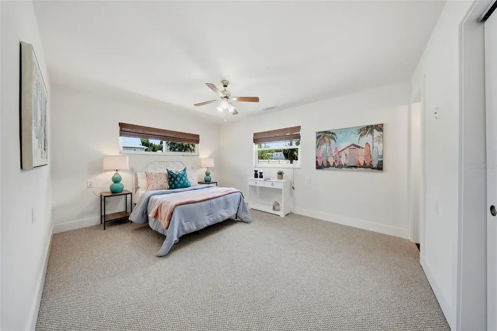 7039 Hibiscus Avenue S South Pasadena FL 33707