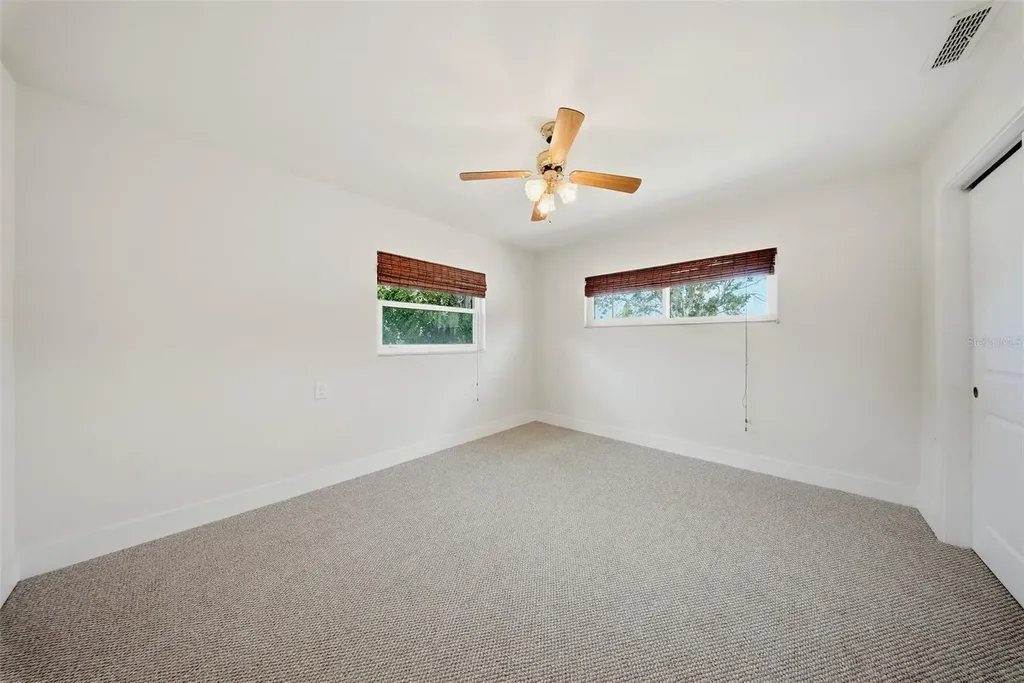 7039 Hibiscus Avenue S South Pasadena FL 33707