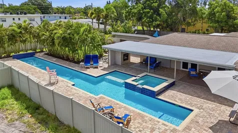 7039 Hibiscus Avenue S South Pasadena FL 33707