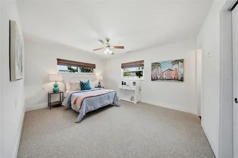 7039 Hibiscus Avenue S South Pasadena FL 33707