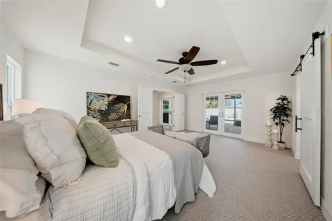 7039 Hibiscus Avenue S South Pasadena FL 33707