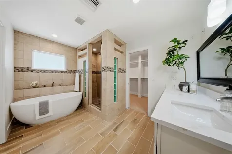 7039 Hibiscus Avenue S South Pasadena FL 33707