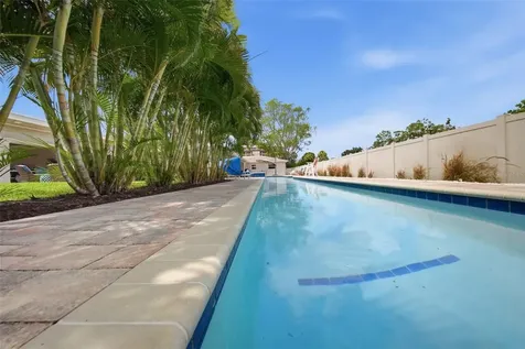 7039 Hibiscus Avenue S South Pasadena FL 33707