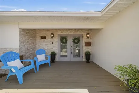 7039 Hibiscus Avenue S South Pasadena FL 33707