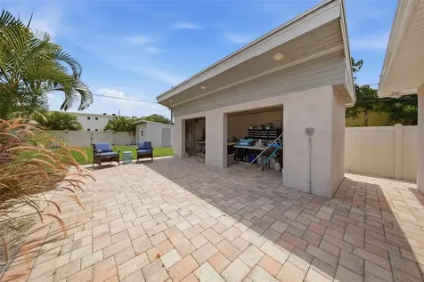 7039 Hibiscus Avenue S South Pasadena FL 33707