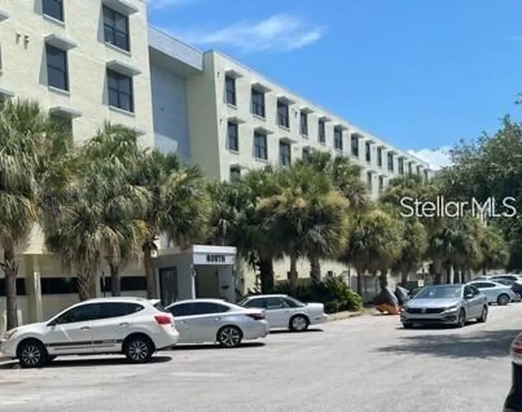 701 S Madison Avenue Clearwater FL 33756