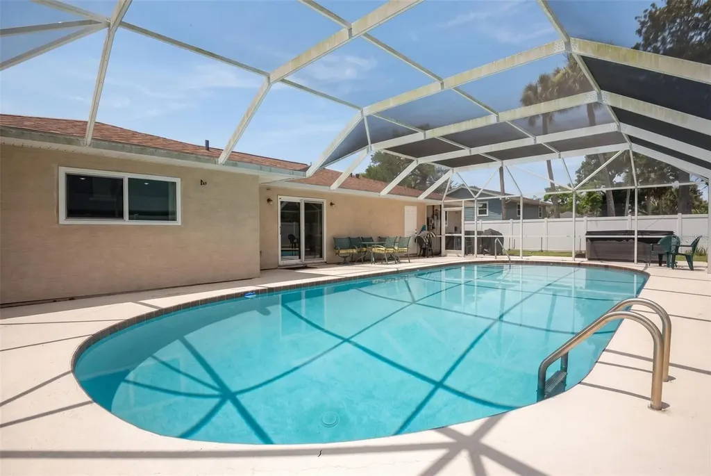 33 Sandcastle Drive Ormond Beach FL 32176