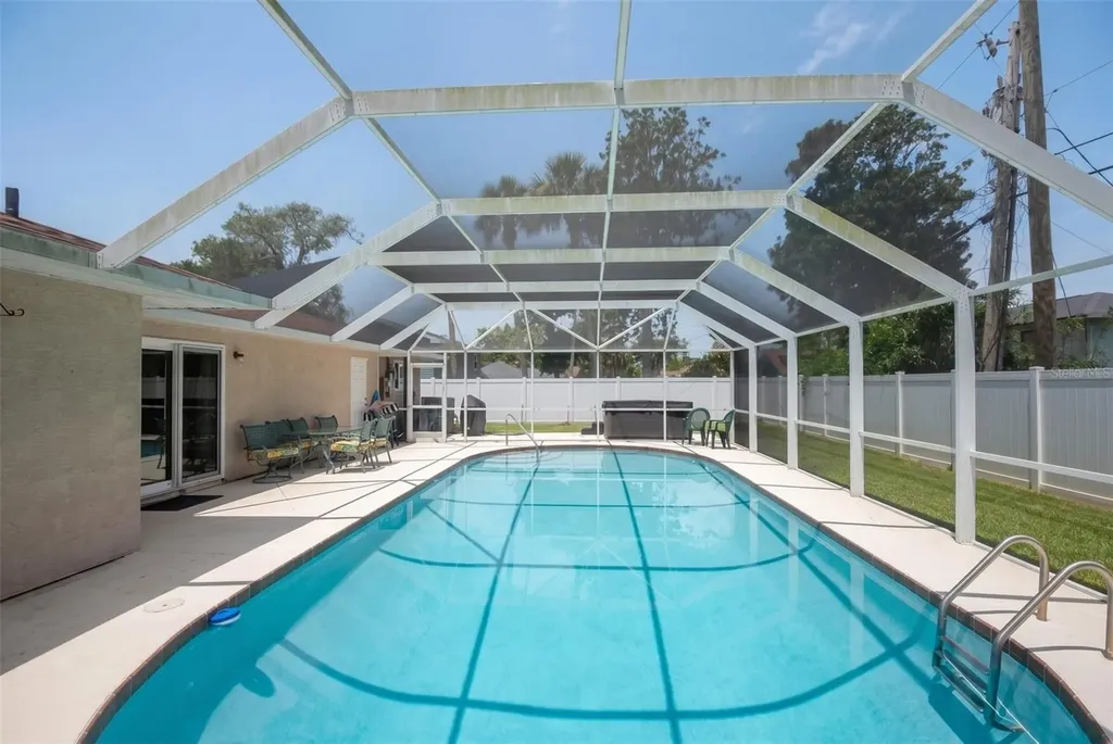 33 Sandcastle Drive Ormond Beach FL 32176