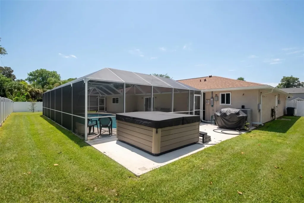 33 Sandcastle Drive Ormond Beach FL 32176