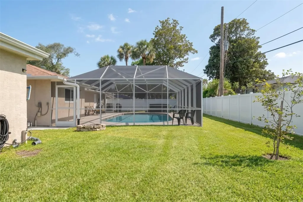 33 Sandcastle Drive Ormond Beach FL 32176