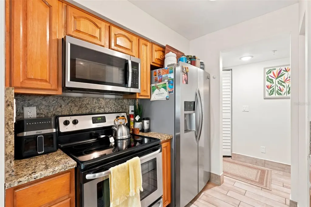 8642 Mallard Reserve Drive Tampa FL 33614