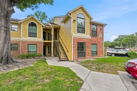 8642 Mallard Reserve Drive Tampa FL 33614
