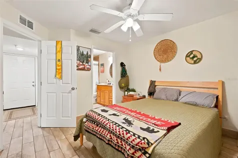 8642 Mallard Reserve Drive Tampa FL 33614